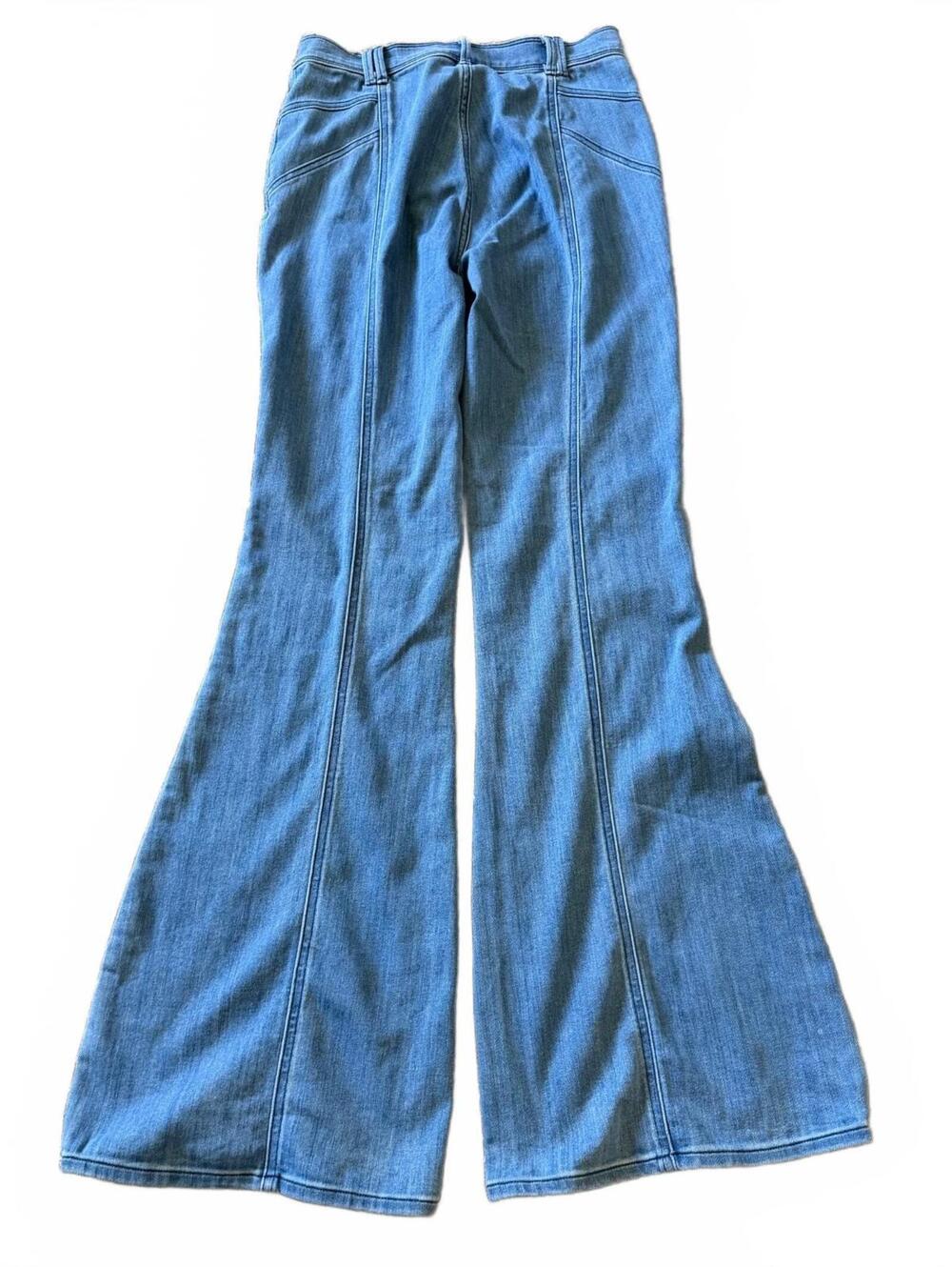 Express Women’s 2R Super High Rise Bell Flare Jeans Medium Wash Stretch - Picture 2 of 7